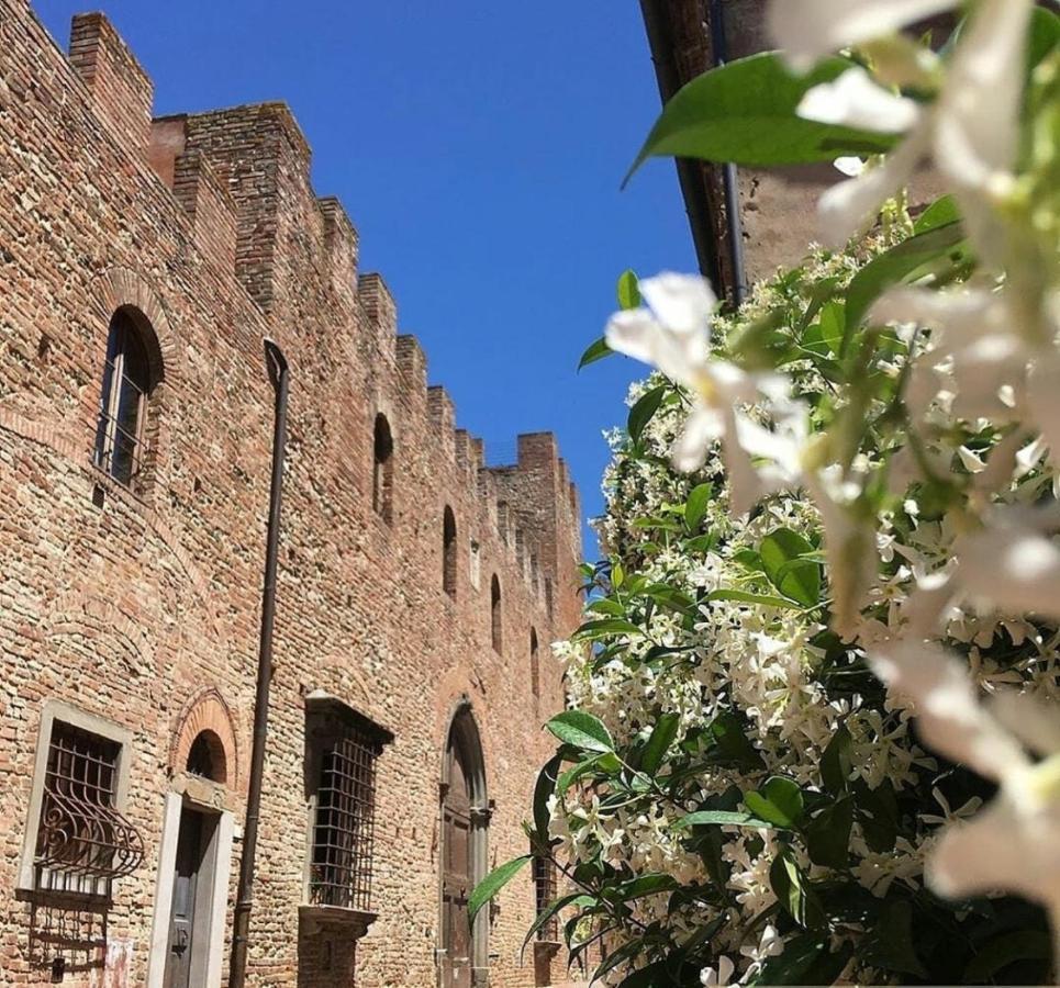 Palazzo Stiozzi Ridolfi Daire Certaldo Dış mekan fotoğraf